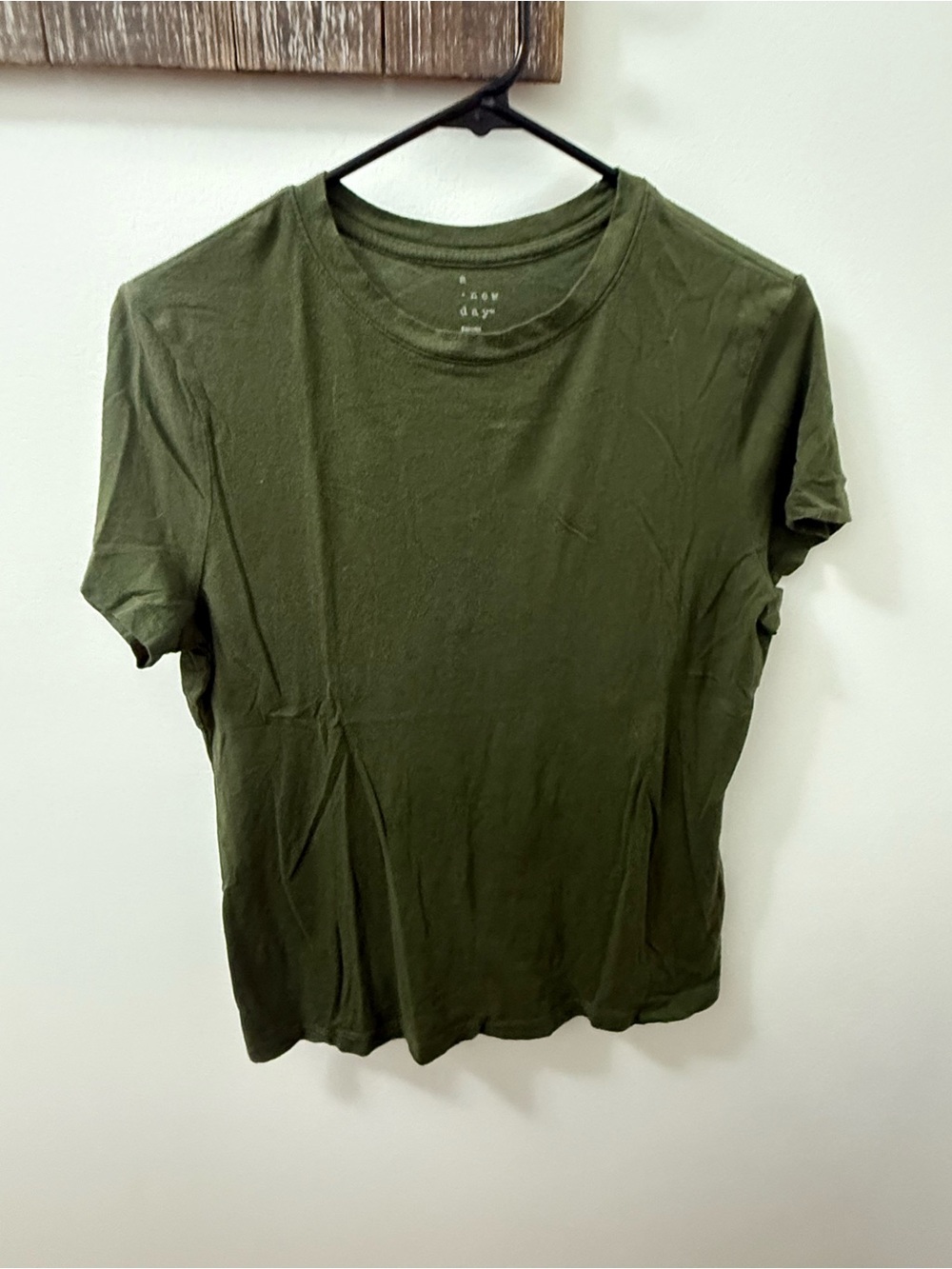 Crew Neck Olive Green Tee